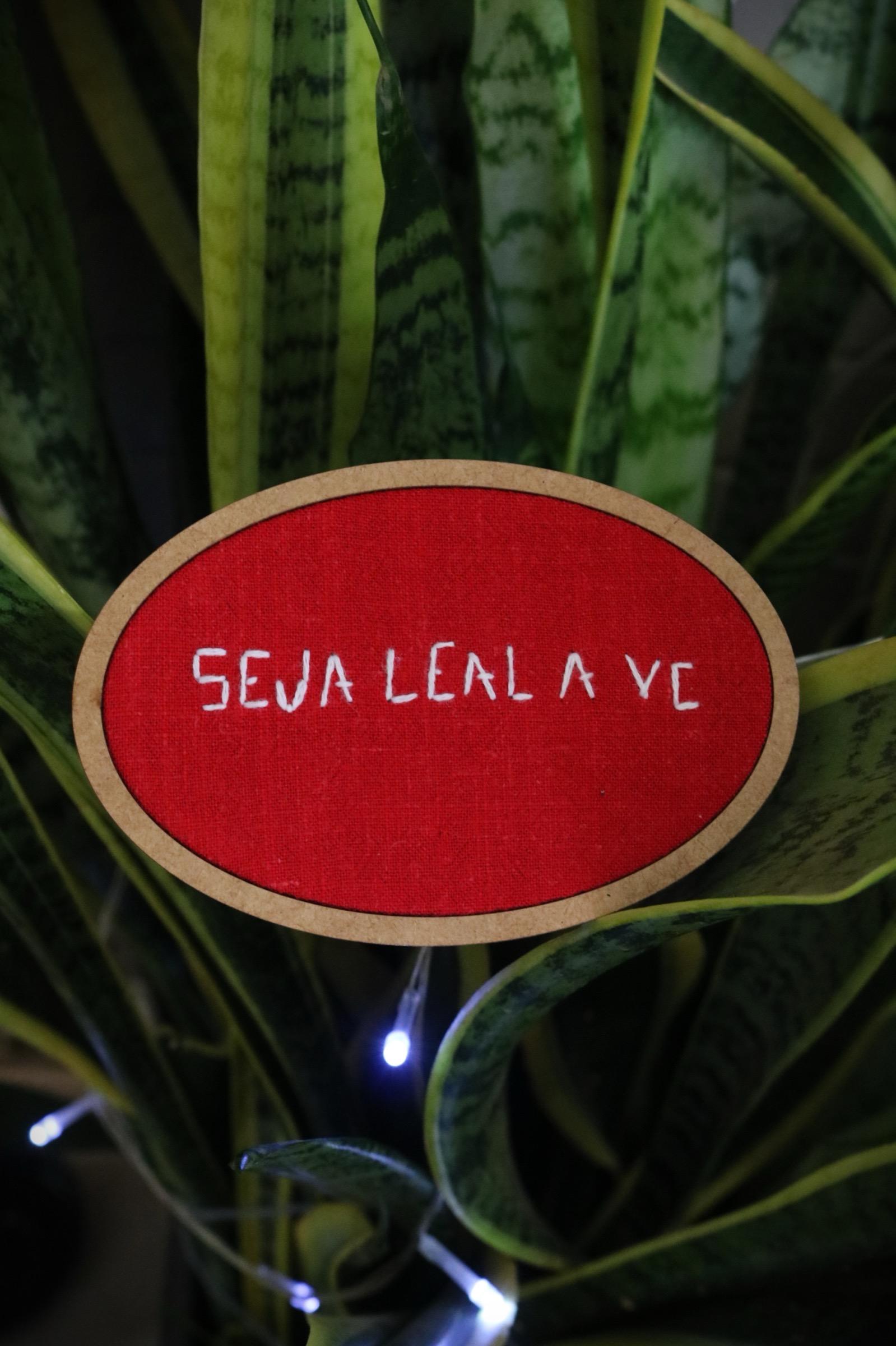 Bastidor Oval - Seja Leal a Você, foto 1
