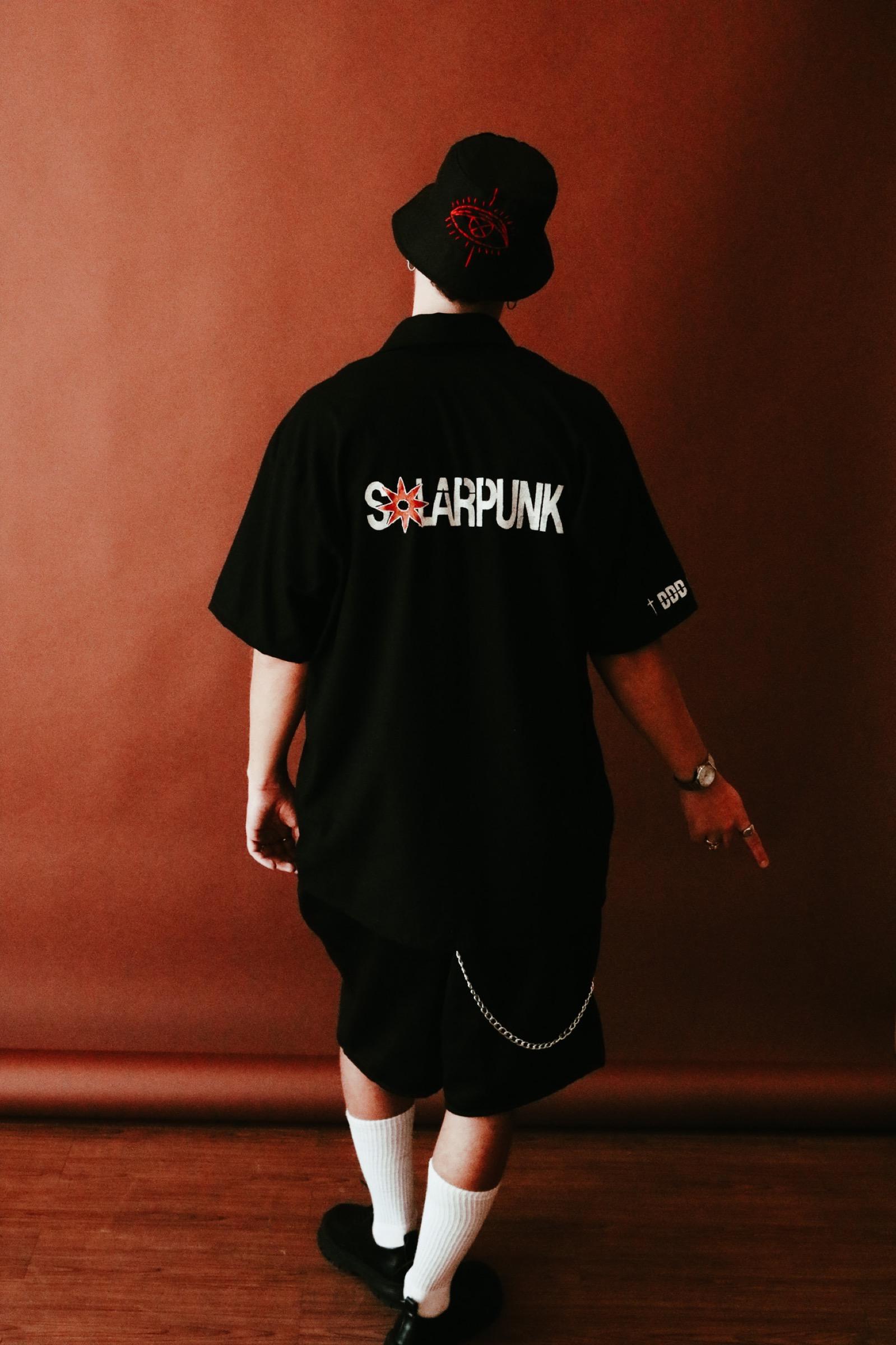 Camisa Solarpunk Calango - Preta